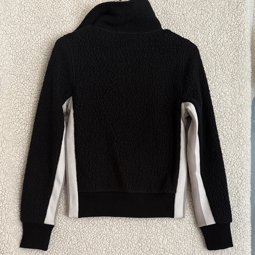 Aritzia Wilfred Free Smokey Zip-Up Fleece Jacket Size XS - Picture 7 of 10